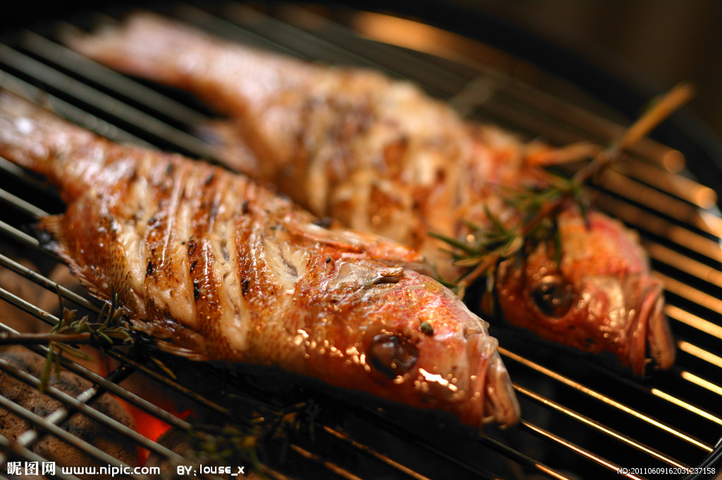 2323730_162031237158_2